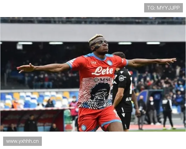 奥斯梅恩 vs 莱万：终结效率与战术角色差异