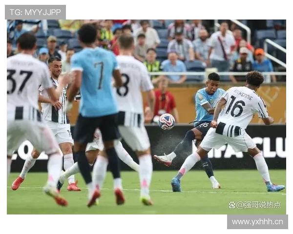 曼城进攻聚焦中路，边路隐患逐步显现影响攻防平衡